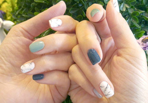 The Fall Season Marble Nail